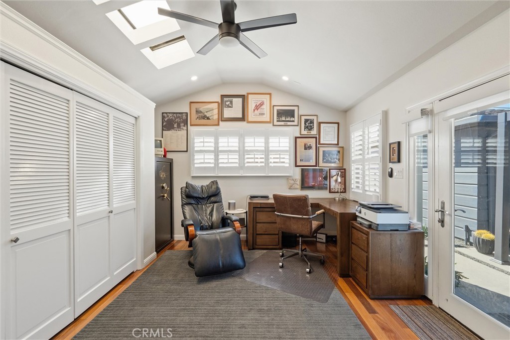 3461 Gaviota Avenue Property Photo 20