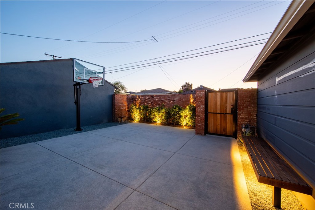 3461 Gaviota Avenue Property Photo 36