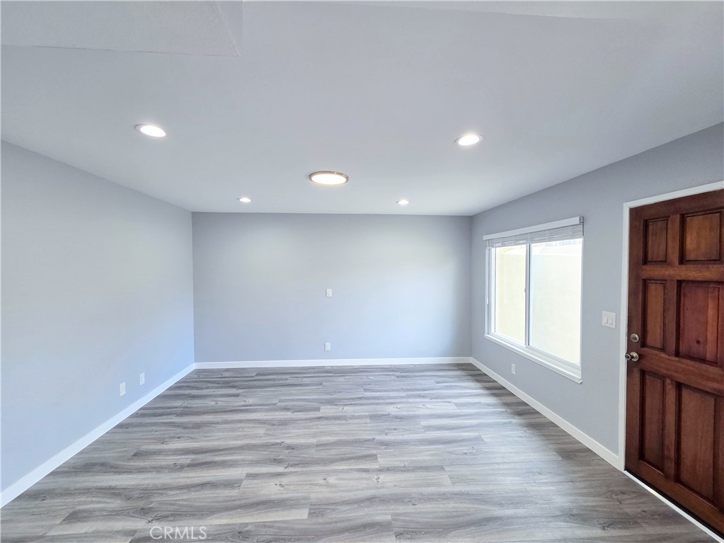 12526 Cuesta Drive Property Photo 4