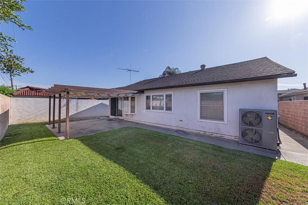 1737 N Tympani Property Photo 12
