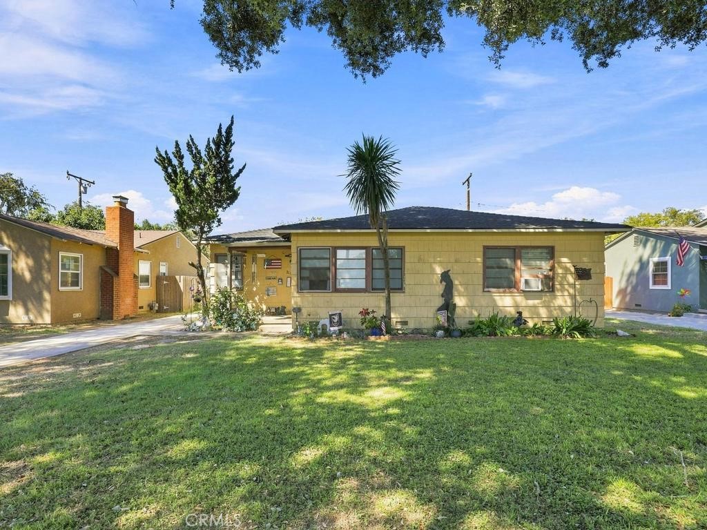 211 Martha Place Property Photo 1