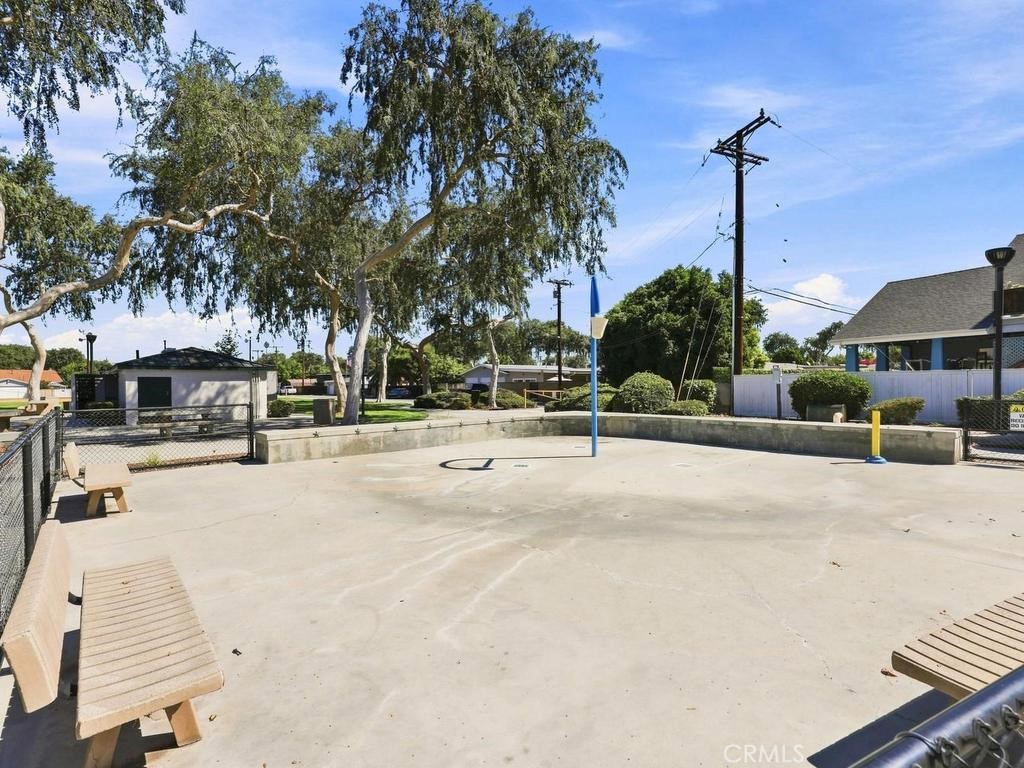 211 Martha Place Property Photo 35