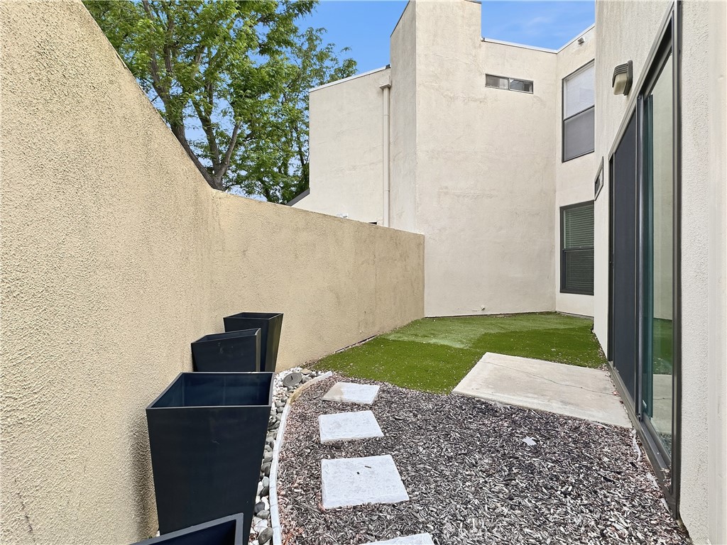 13104 Glen Court 45 Property Photo 2