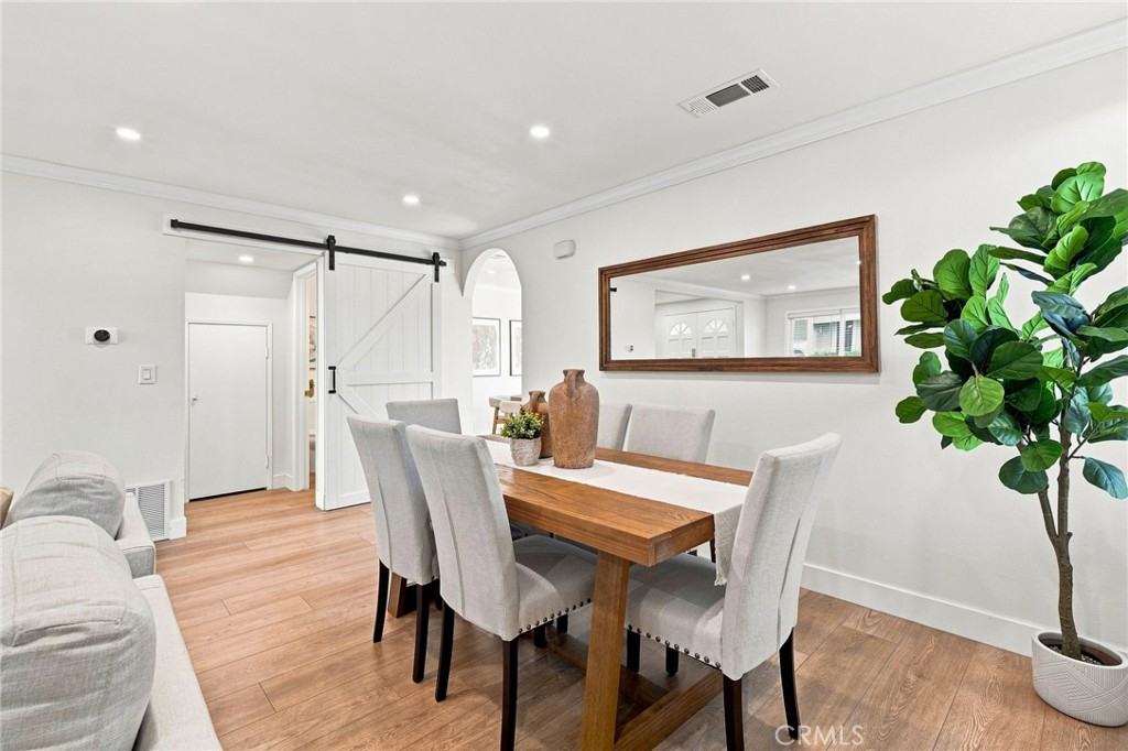 10 Goldenbush Property Photo 11