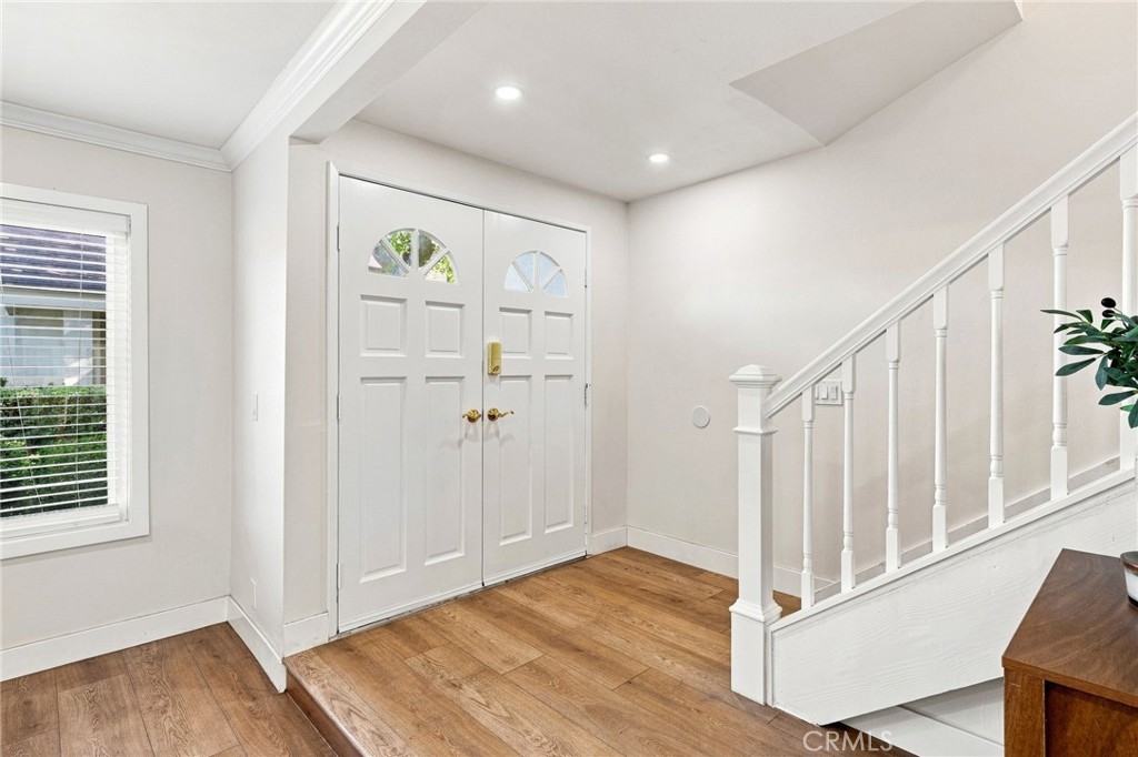 10 Goldenbush Property Photo 23