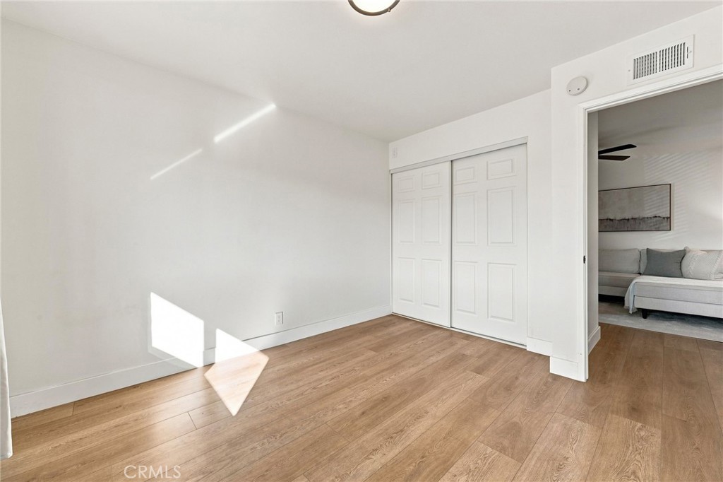 10 Goldenbush Property Photo 40