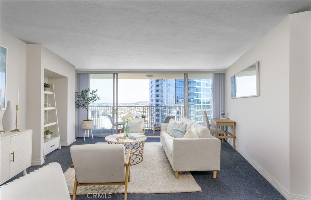 700 E Ocean Boulevard 2703 Property Photo 2