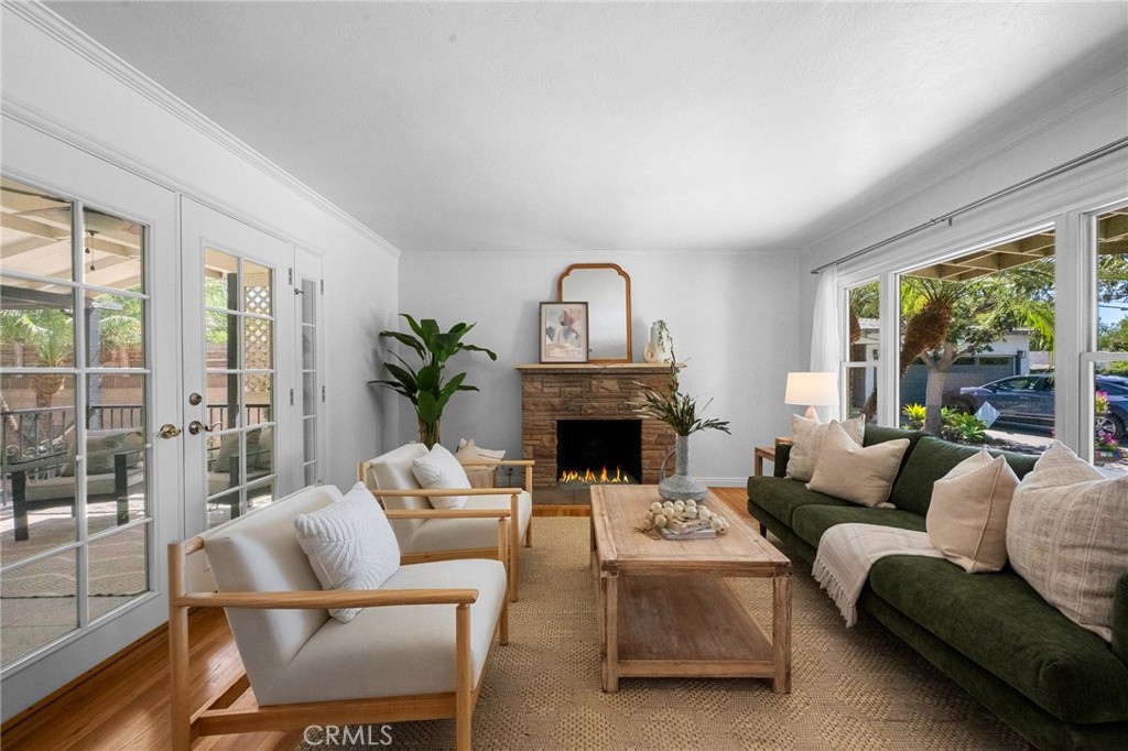 2019 Valencia Property Photo 8