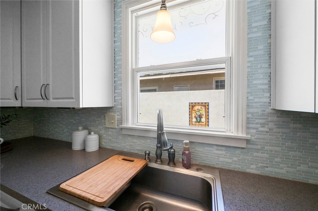 2019 Valencia Property Photo 29