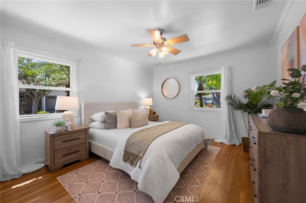 2019 Valencia Property Photo 32