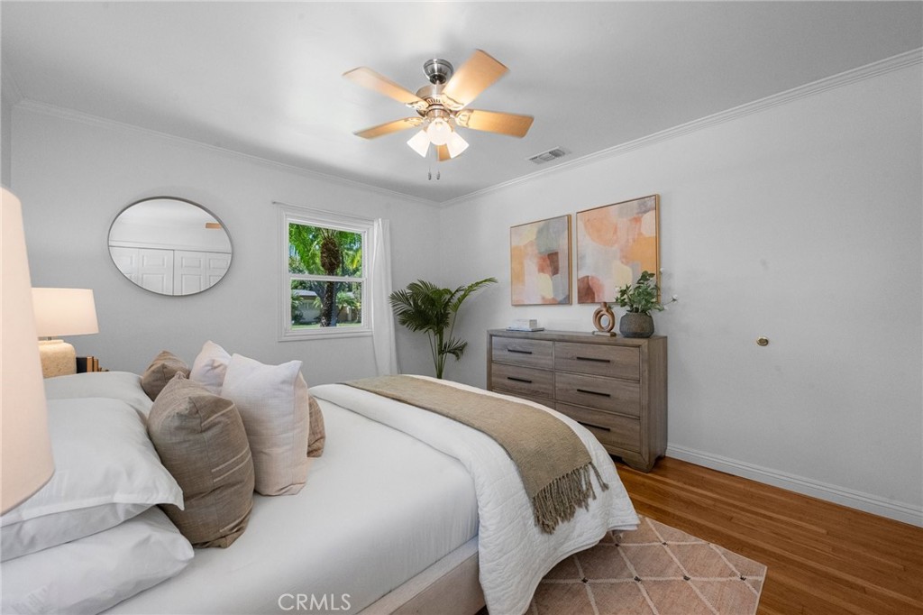 2019 Valencia Property Photo 33