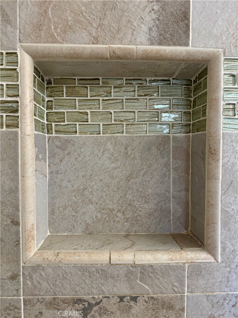 2019 Valencia Property Photo 36