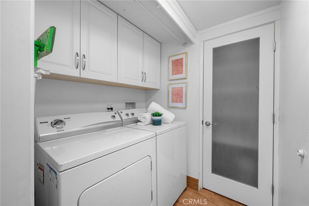 2019 Valencia Property Photo 46