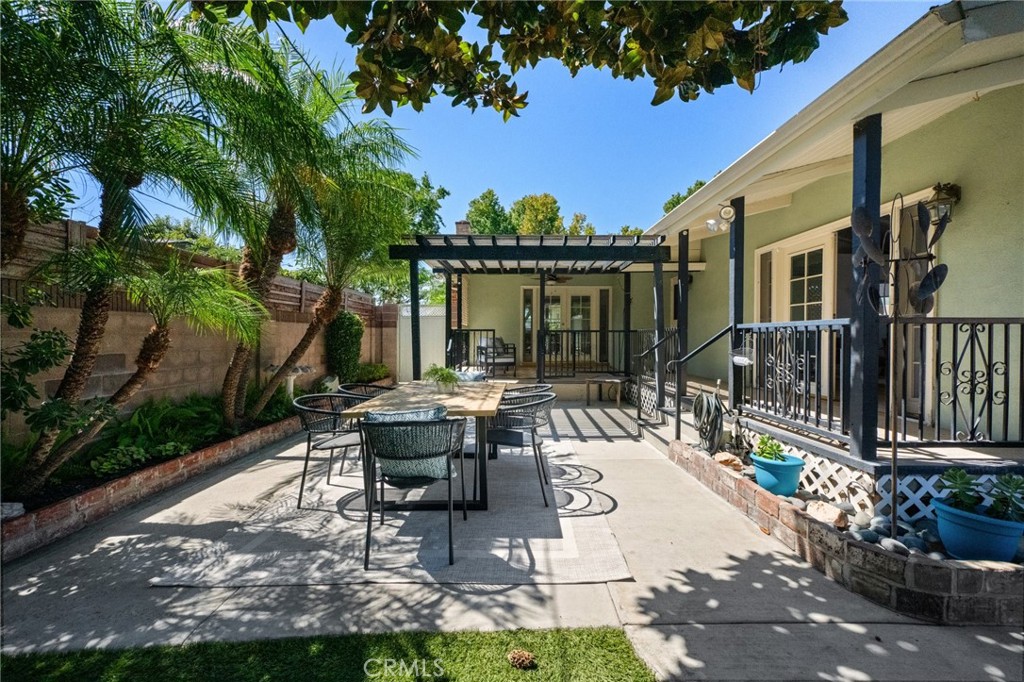 2019 Valencia Property Photo 58