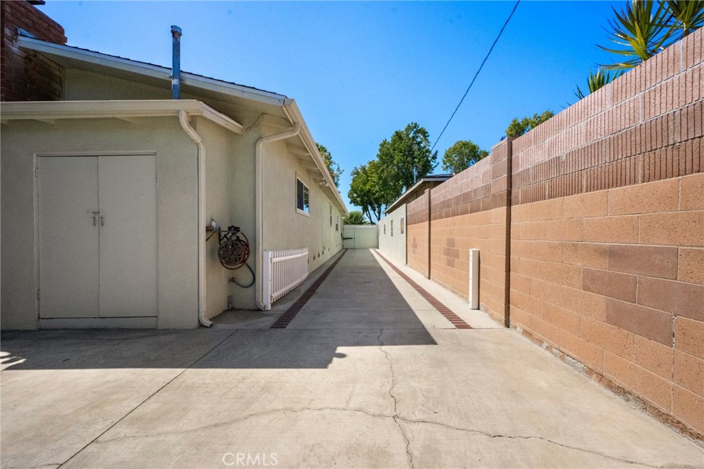 2019 Valencia Property Photo 65