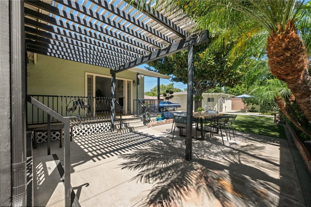 2019 Valencia Property Photo 67