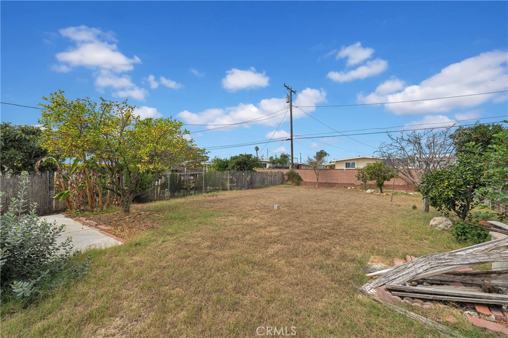 181 W 223rd Street Property Photo 35