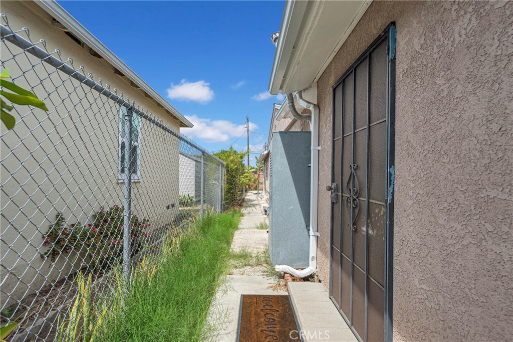 181 W 223rd Street Property Photo 41