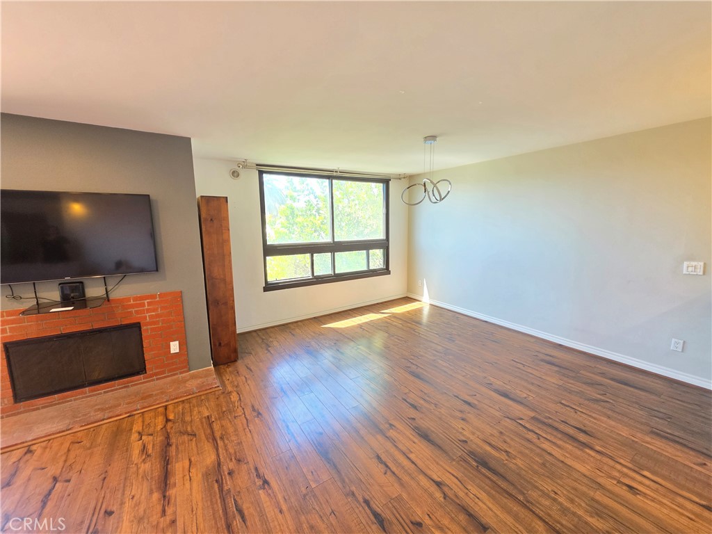 8828 Pershing Property Photo 3