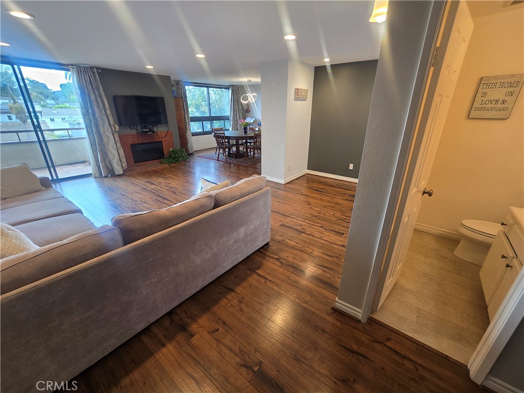 8828 Pershing Property Photo 7