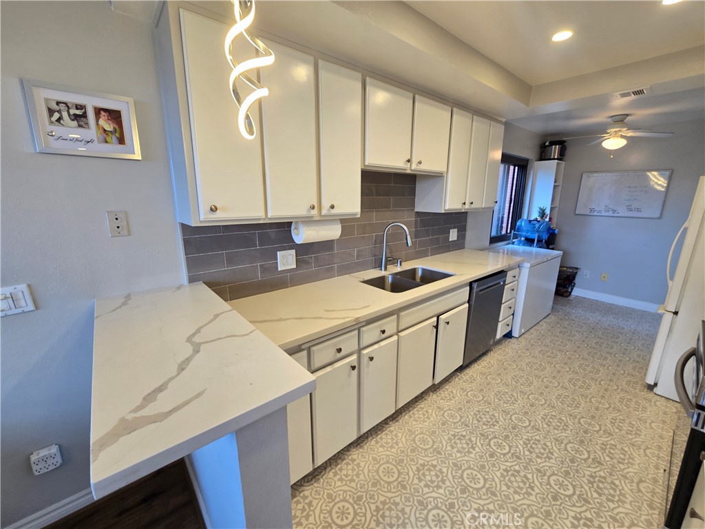 8828 Pershing Property Photo 8