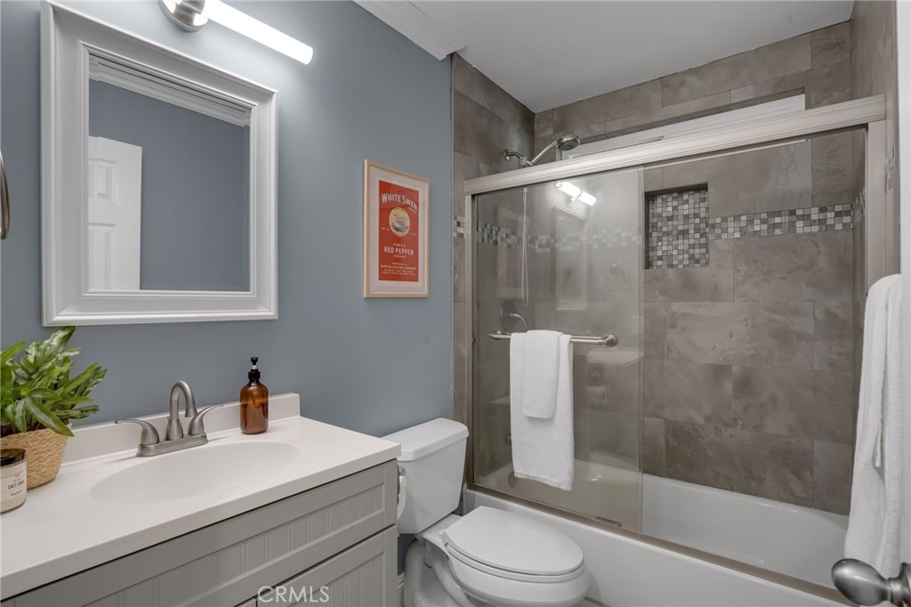 12141 Centralia 108 Property Photo 24