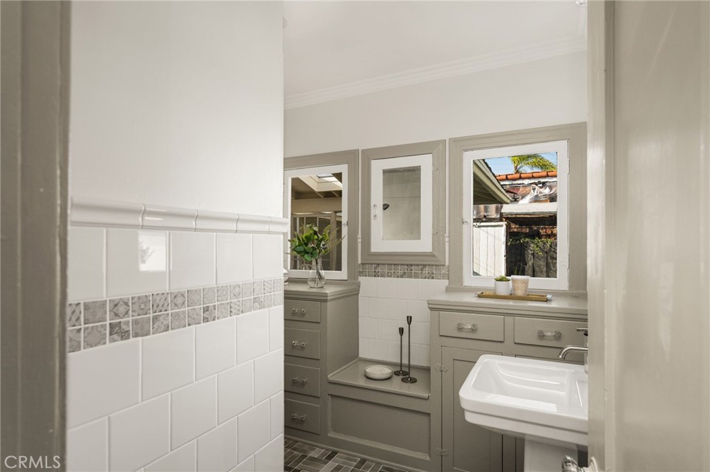 177 Buena Vista Property Photo 37