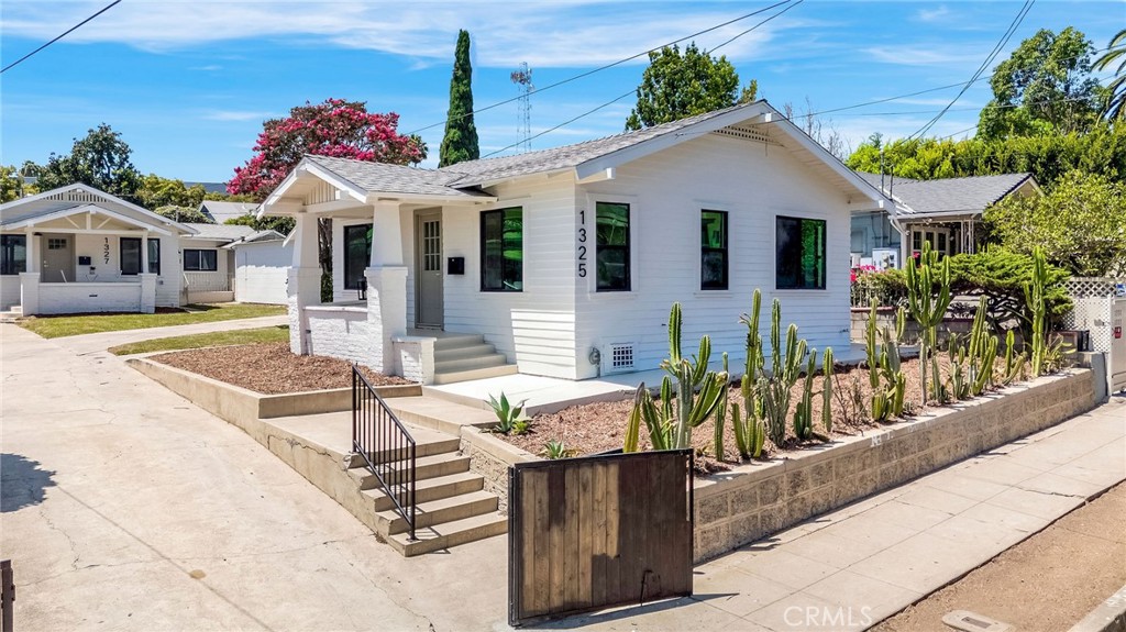 1325 Talmadge Street Property Photo