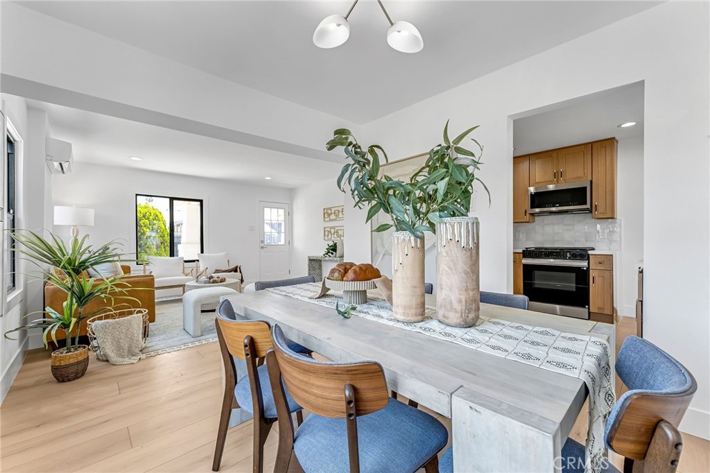 1325 Talmadge Street Property Photo 11