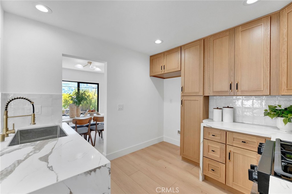1325 Talmadge Street Property Photo 14