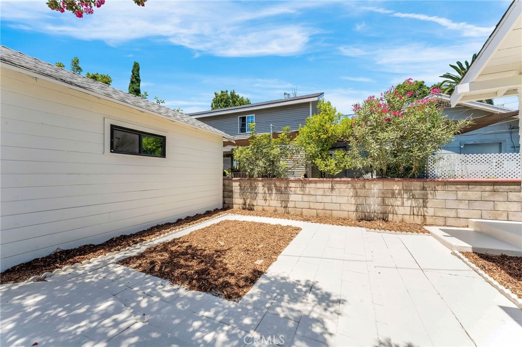 1325 Talmadge Street Property Photo 21