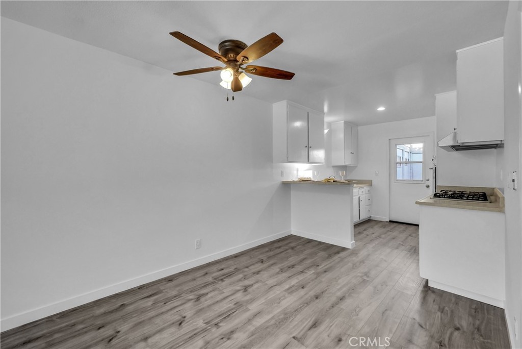 107 Lexington Property Photo 3