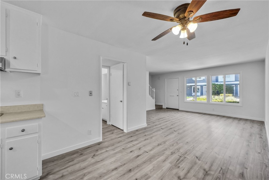 107 Lexington Property Photo 5