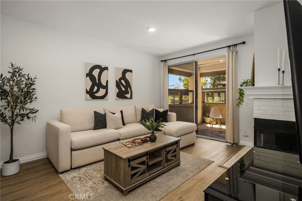54 Via Contento Property Photo 7