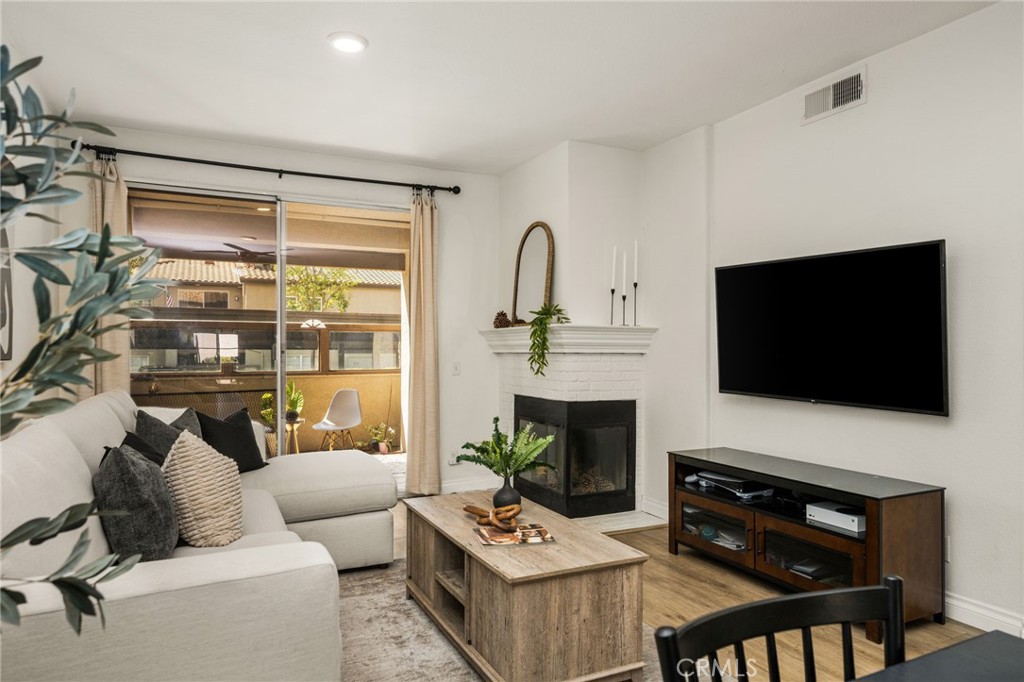 54 Via Contento Property Photo 9