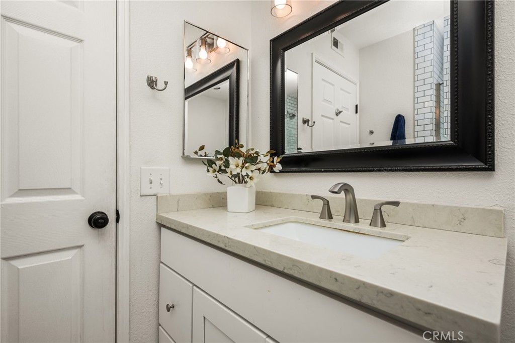 54 Via Contento Property Photo 28