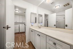 230 Silverlake Property Photo 15