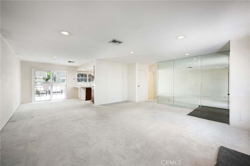 5936 Cathy Avenue Property Photo 4