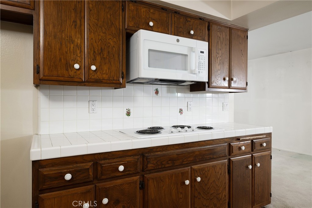 5936 Cathy Avenue Property Photo 6
