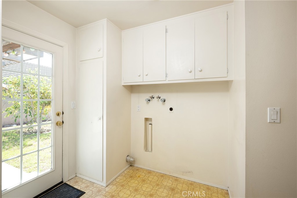 5936 Cathy Avenue Property Photo 8