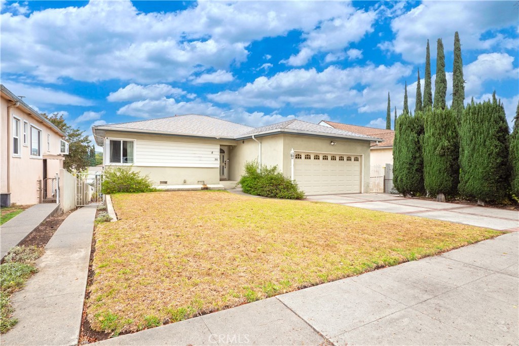 2913 Montezuma Property Photo 4