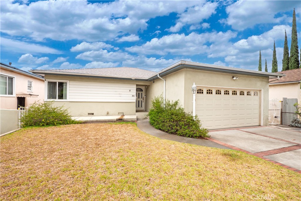 2913 Montezuma Property Photo 5