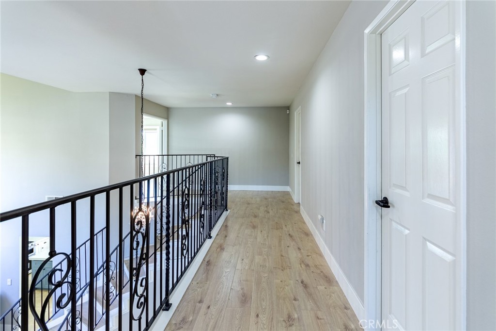 2106 Greenwood Court Property Photo 29