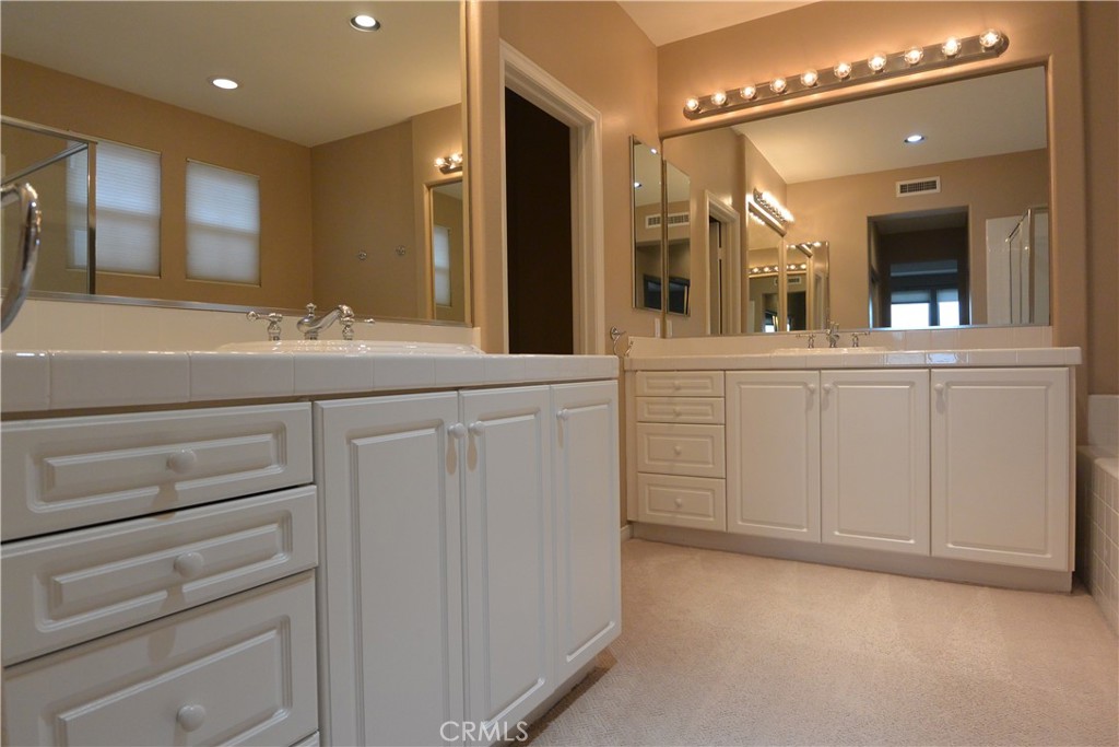 50 Tidal Surf Property Photo 20