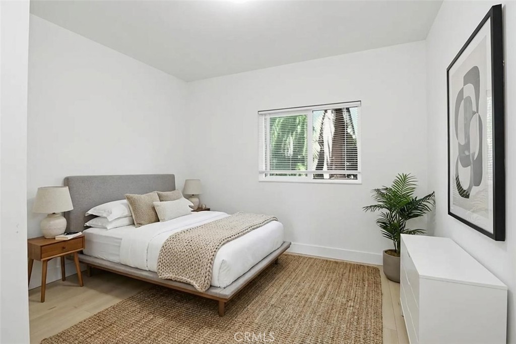 525 Clifton Property Photo 13