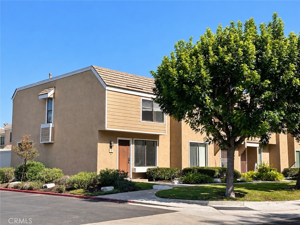 2 Greenleaf Property Photo 3