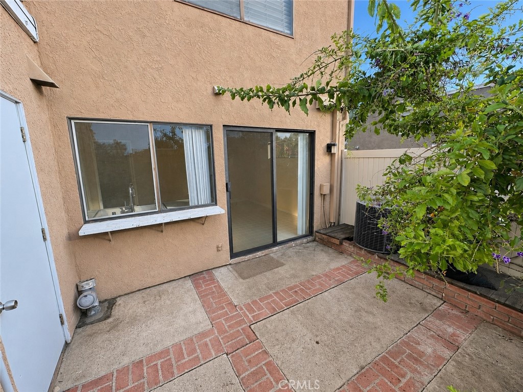 2 Greenleaf Property Photo 16