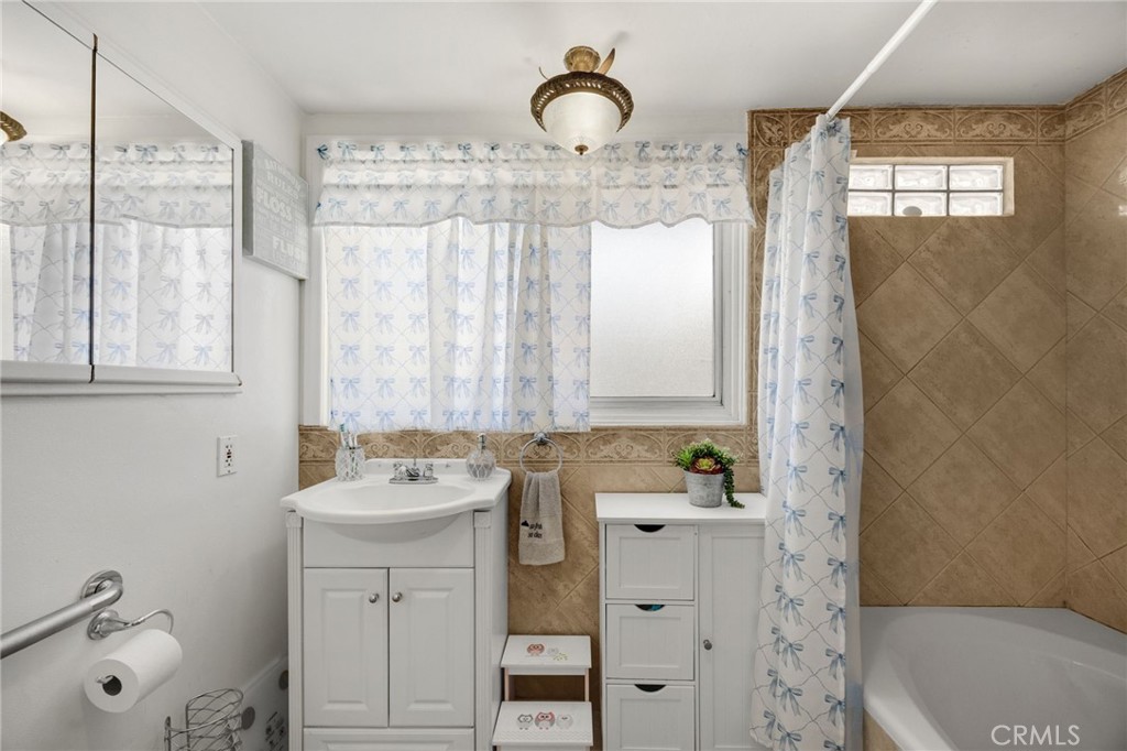 2113 W Niobe Property Photo 13