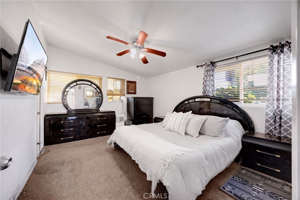 2113 W Niobe Property Photo 14