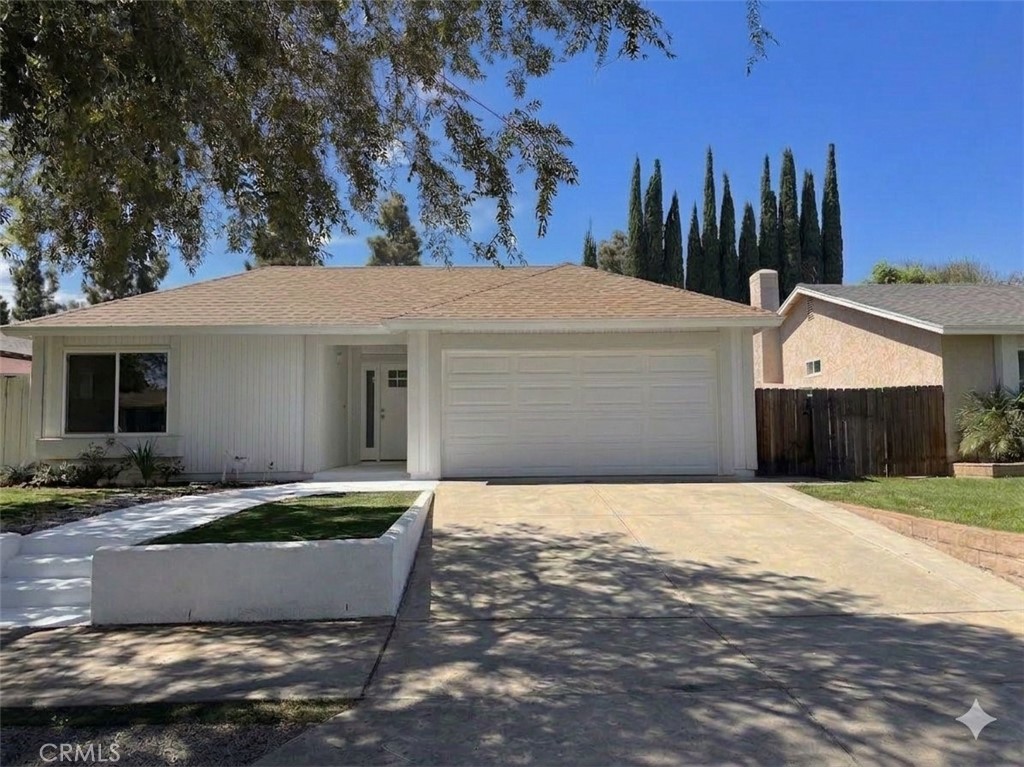 6897 Crest Avenue Property Photo 1